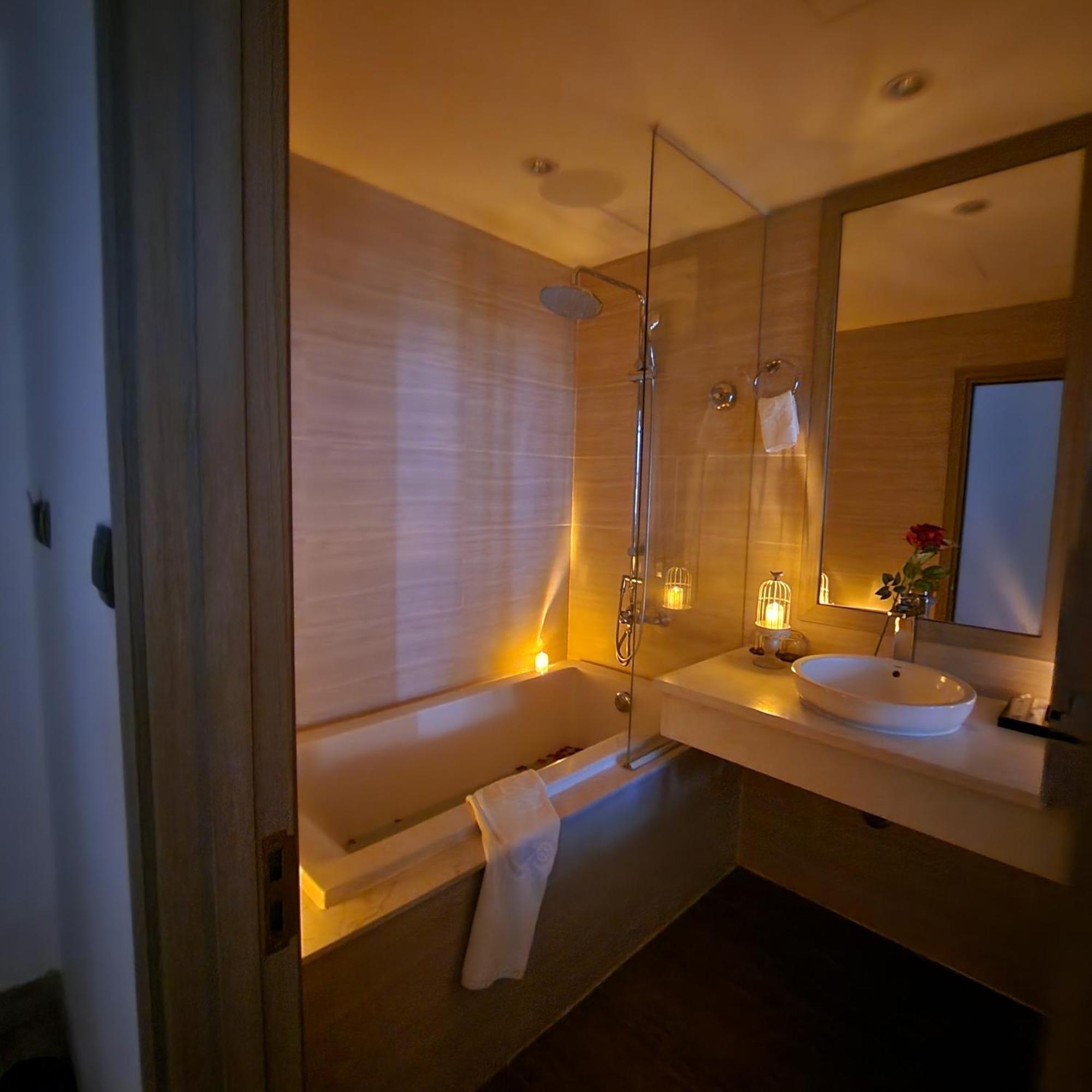 The Mcr Luxury Nha Trang Hotel Luaran gambar